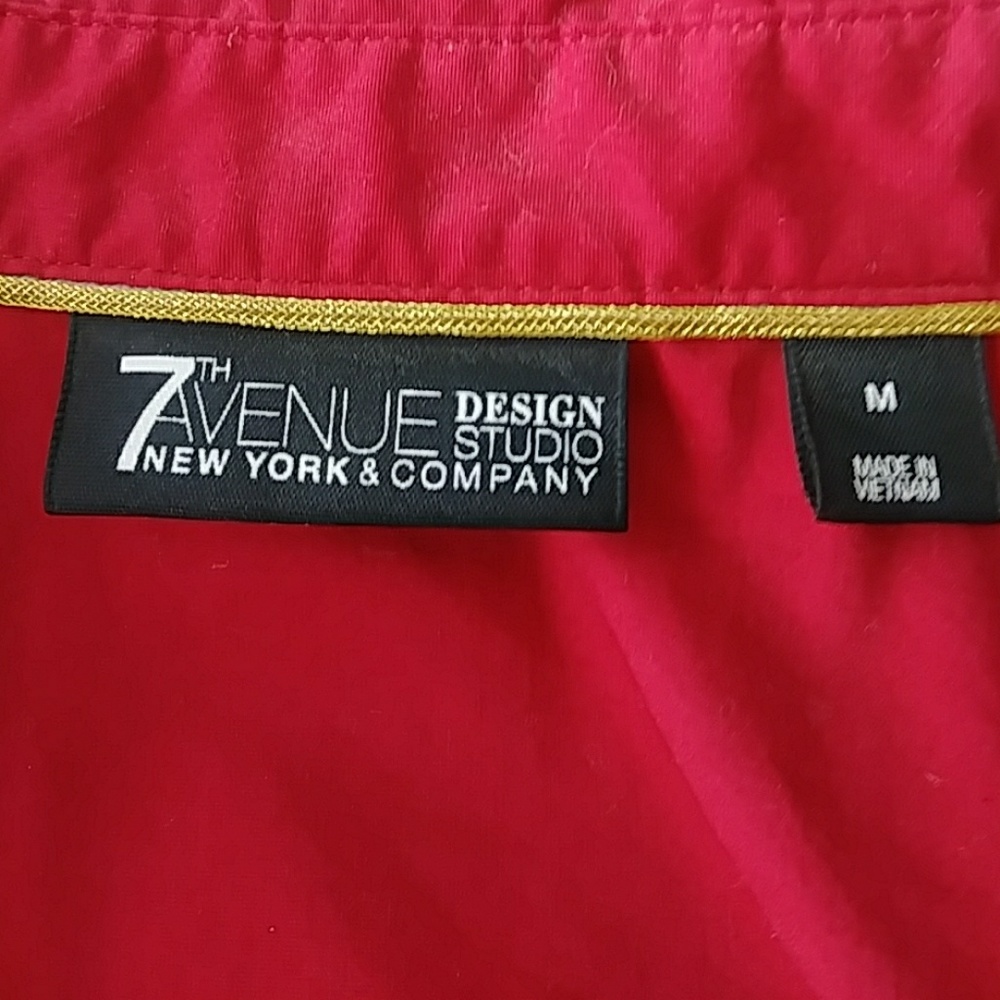 Red Colard Shirt - Picture 5 of 5